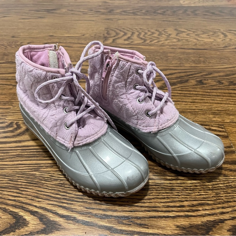 Magellan Outdoors Light Purple Footwear
